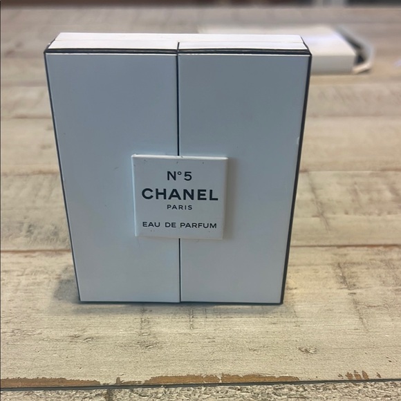 CHANEL N°5 Eau de Parfum - White - Picture 1 of 5
